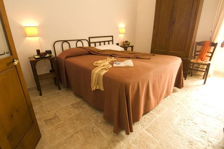 Hotel Palazzo D'Erchia Conversano Exterior photo